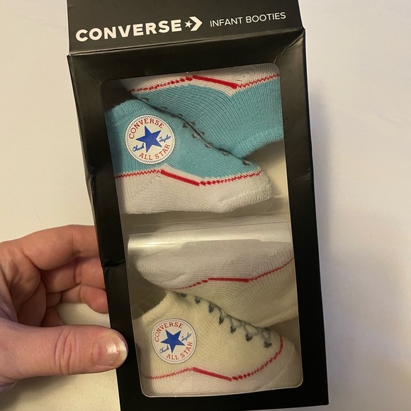 Converse Other - NWT Converse infant booties 0-6 month